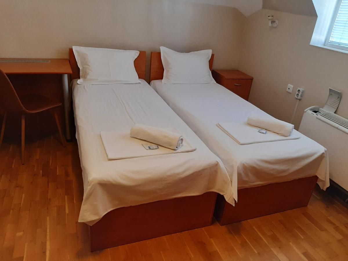 Guest House Diel Veliko Turnovo Bagian luar foto