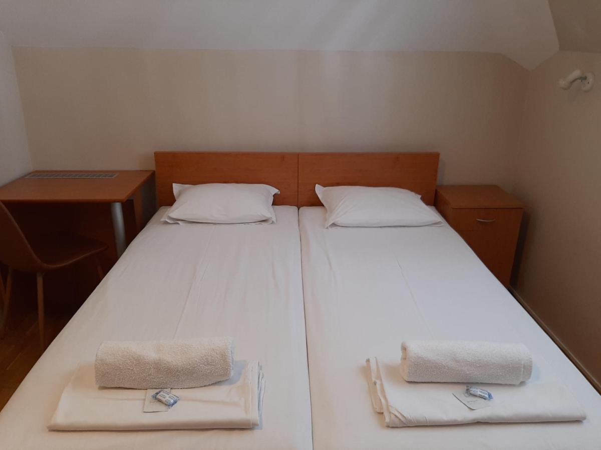 Guest House Diel Veliko Turnovo Bagian luar foto