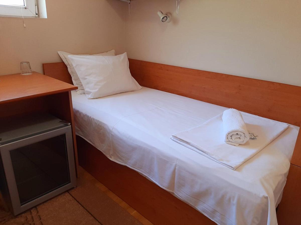Guest House Diel Veliko Turnovo Bagian luar foto